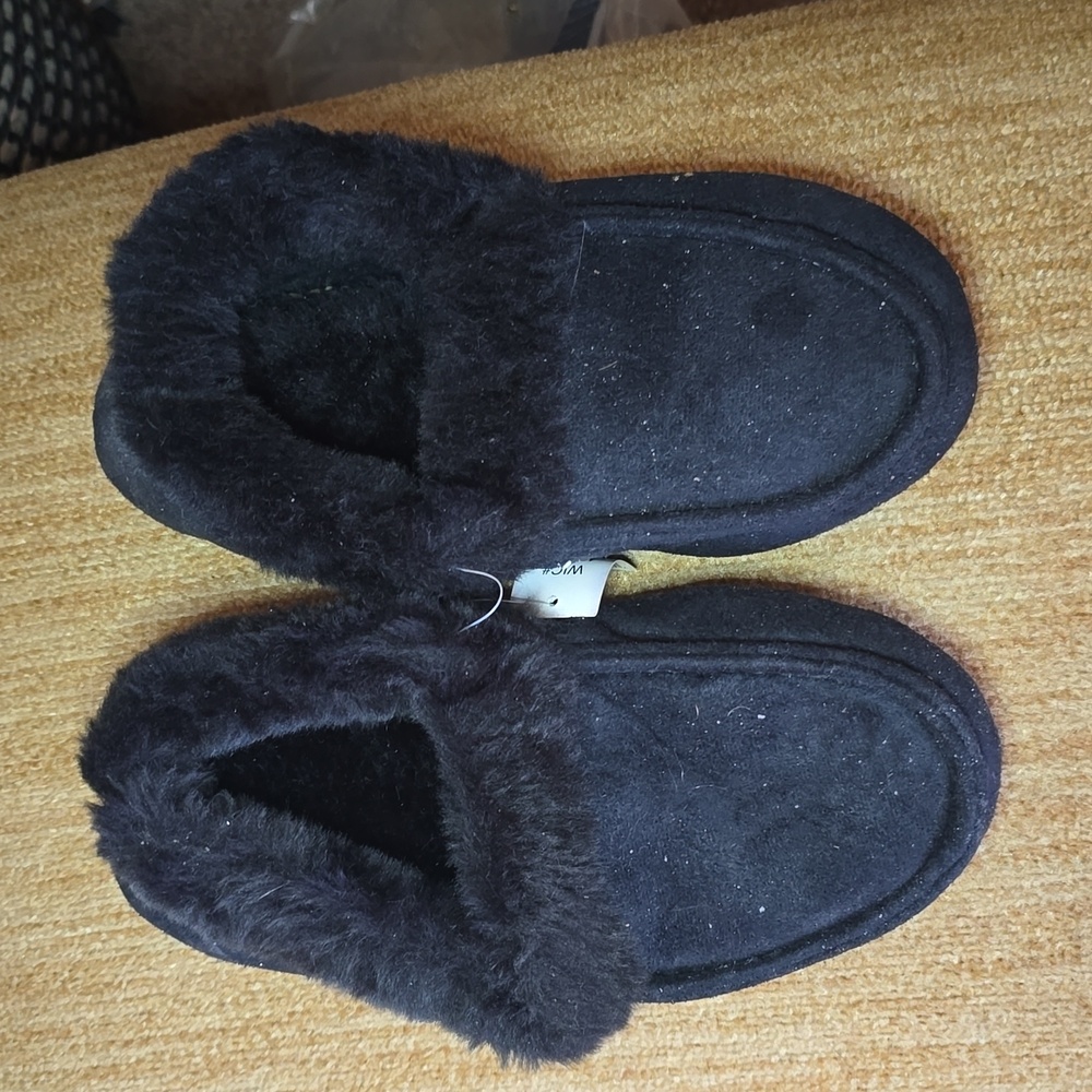 Elegant Black Women's Slippers
